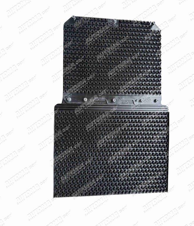 Zástěrka proti rozstřiku plastová 508 x 780 mm